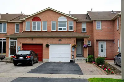 74 Oldhill Street, Richmond Hill, ON L4C 9V1