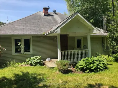 200 Riverbank Drive, Georgina, On L0e 1n0