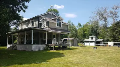 101 Snake Island Road, Georgina Islands, On L4p 3e9
