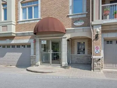 2 Briar Hill Heights 305, New Tecumseth, ON L9R 2H6
