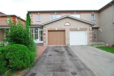 49 Lancaster Court, Georgina, ON L4P 4A2