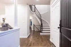 63 Canyon Hill Avenue, Richmond Hill, ON L4C 0E1