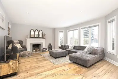702 Gagnon Place, Newmarket, ON L3X 1V8