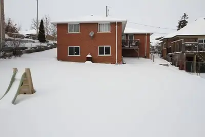 200 John Street W, Bradford West Gwillimbury, ON L4N 2L2