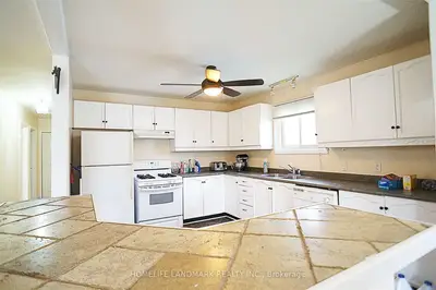 150 Bayview Avenue, Georgina, On L4p 2s9