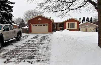 14 Linton Court, Uxbridge, ON L9P 1L6