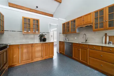 21115 Yonge Street, East Gwillimbury, ON L9N 0J6