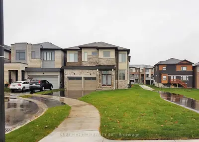 140 Tango Crescent, Newmarket, ON L3X 0K5