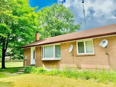 4672 Vivian Road, Whitchurch-Stouffville, ON L4A 2A8