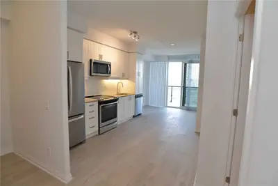 7895 Jane Street 611, Vaughan, ON L4K 0K2