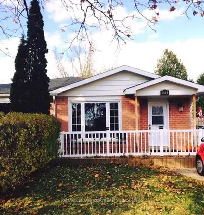 174 Beattie Avenue, New Tecumseth, ON L9R 1C1