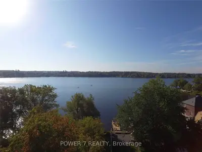 581 North Lake Road, Richmond Hill, On L4e 3b9
