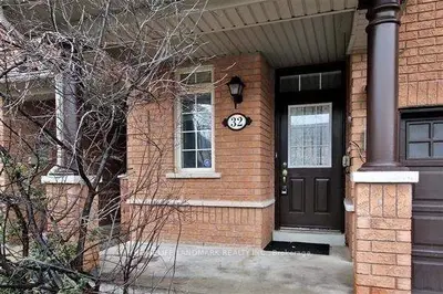 32 Venture Avenue, Richmond Hill, ON L4S 2P2