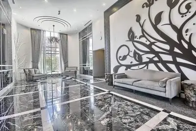 Condo Apartment in Vaughan