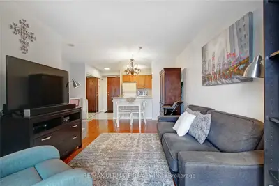 51 Baffin Court 506, Richmond Hill, ON L4B 4P6