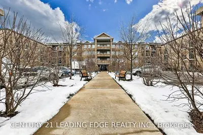 481 Rupert Avenue 227, Whitchurch-Stouffville, ON L4A 1Y7