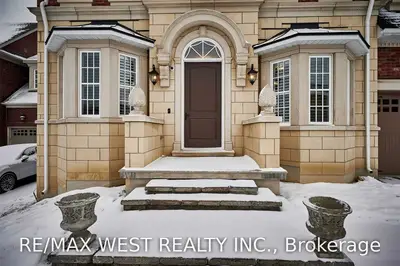 20 Annsleywood Court, Vaughan, ON L4H 4G6