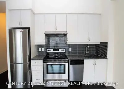 8763 Bayview Avenue 713, Richmond Hill, ON L4B 3V1