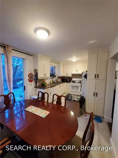 665 Mountview Place, Newmarket, ON L3Y 3P8