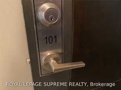 75 King William Crescent 101, Richmond Hill, ON L4B 0C1