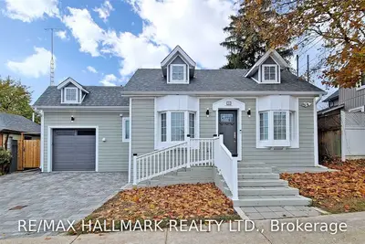 Detached in Bradford West Gwillimbury