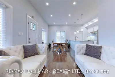 26 COLBORNE Street, Bradford West Gwillimbury, ON L3Z 2B9