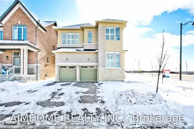 1 Falconridge Terrace, East Gwillimbury, ON L9N 0R2
