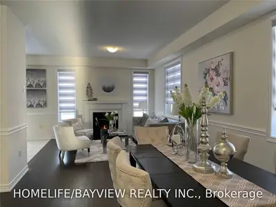 26 Blackwell Crescent, Bradford West Gwillimbury, ON L4Z 4L4