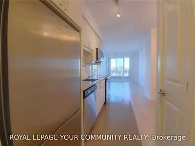 9205 Yonge Street 1102 Ne, Richmond Hill, ON L4C 6Z2