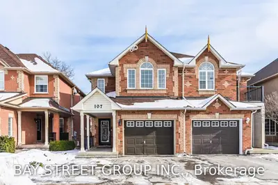 107 English Oak Drive, Richmond Hill, ON L4E 3X4
