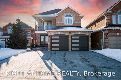 115 Amberview Drive, Georgina, ON L4P 3Y5