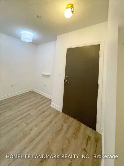 9600 Yonge Street 1709B, Richmond Hill, ON L4C 0X3