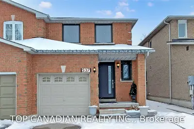 537 Carberry Street, Newmarket, ON L3X 2A7