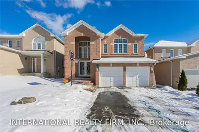 9 Delisle Street, Richmond Hill, ON L4S 2R8