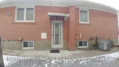 31 Palmer , Main Floor Avenue, Richmond Hill, ON L4C 1N6