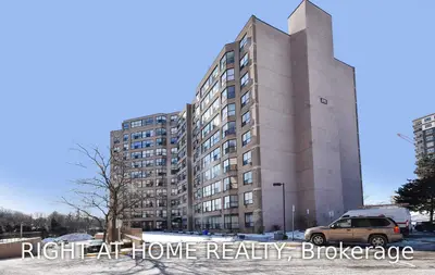 250 Davis Drive 404, Newmarket, ON L3Y 7T7