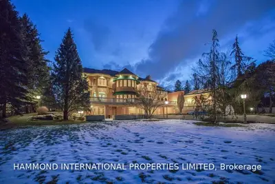 39 Old Park Lane, Richmond Hill, ON L4B 2L3