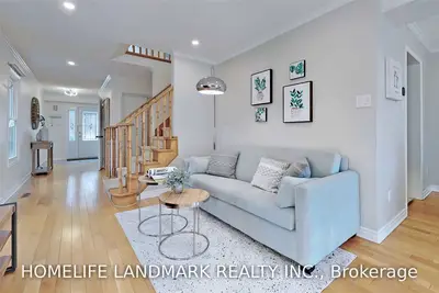 42 Queensmill Court, Richmond Hill, On L4b 1n3