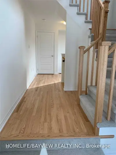 231 Vivant Street, Newmarket, ON L3X 0K7