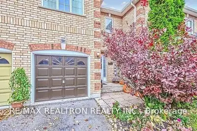 24 Lancaster Court, Georgina, ON L4P 4A1