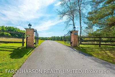 3993 St John's Side Road, Whitchurch-Stouffville, ON L3Y 4W1