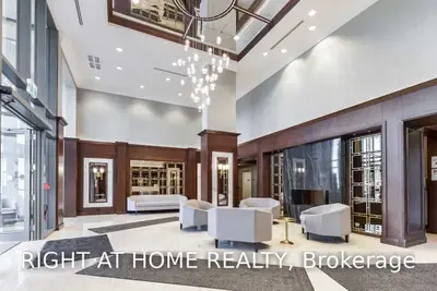 25 Baker Hill Boulevard W 602, Whitchurch-Stouffville, ON L4A 1P8