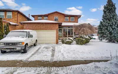31 Marchwood Crescent, Richmond Hill, ON L4C 8M5