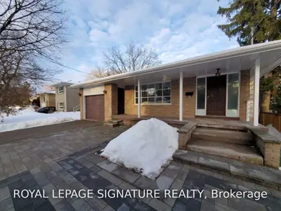 93 Evahill Crescent, Richmond Hill, ON L4C 4S8
