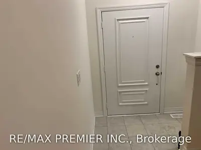 249 Vivant Street, Newmarket, ON L3X 0K7