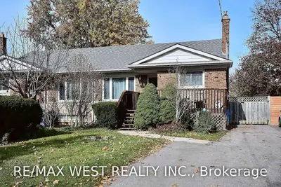 249 Elka Drive (Lower), Richmond Hill, ON L4C 3A2