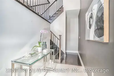 51 Plowman Lane, Richmond Hill, ON L4S 0G4