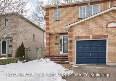 14 Lancaster Court, Georgina, ON L4P 4A1