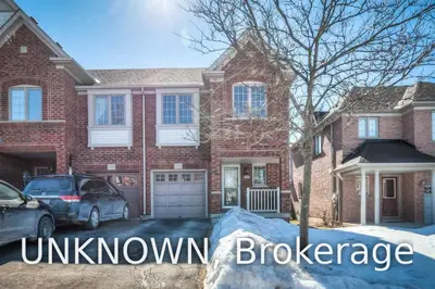 210 Burgess Crescent, Newmarket, ON L3X 2T9
