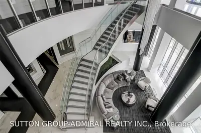 9471 Yonge Street 514, Richmond Hill, ON L4C 1V4